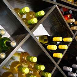 Caronchi_Photography_180925_8155 - Wines.jpg